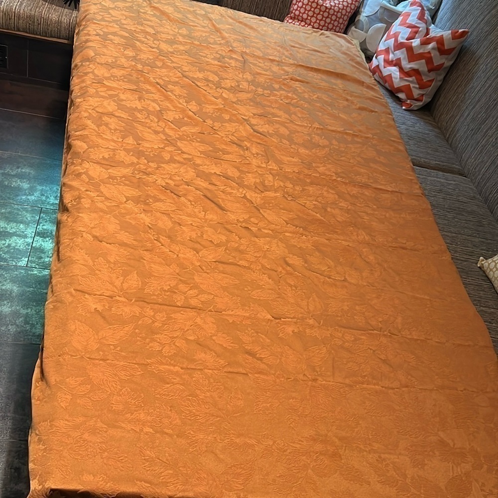 115” x 56” Brown Bronze Autumn Leaves Motif Table Cloth Cover